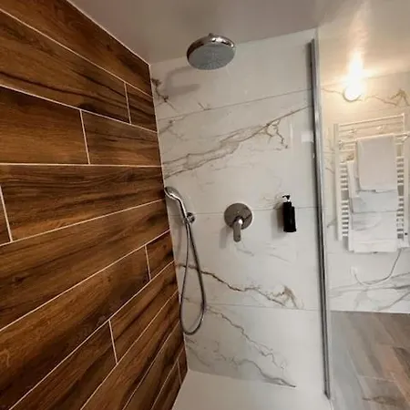 L'absinthe Au Coeur De * מץ